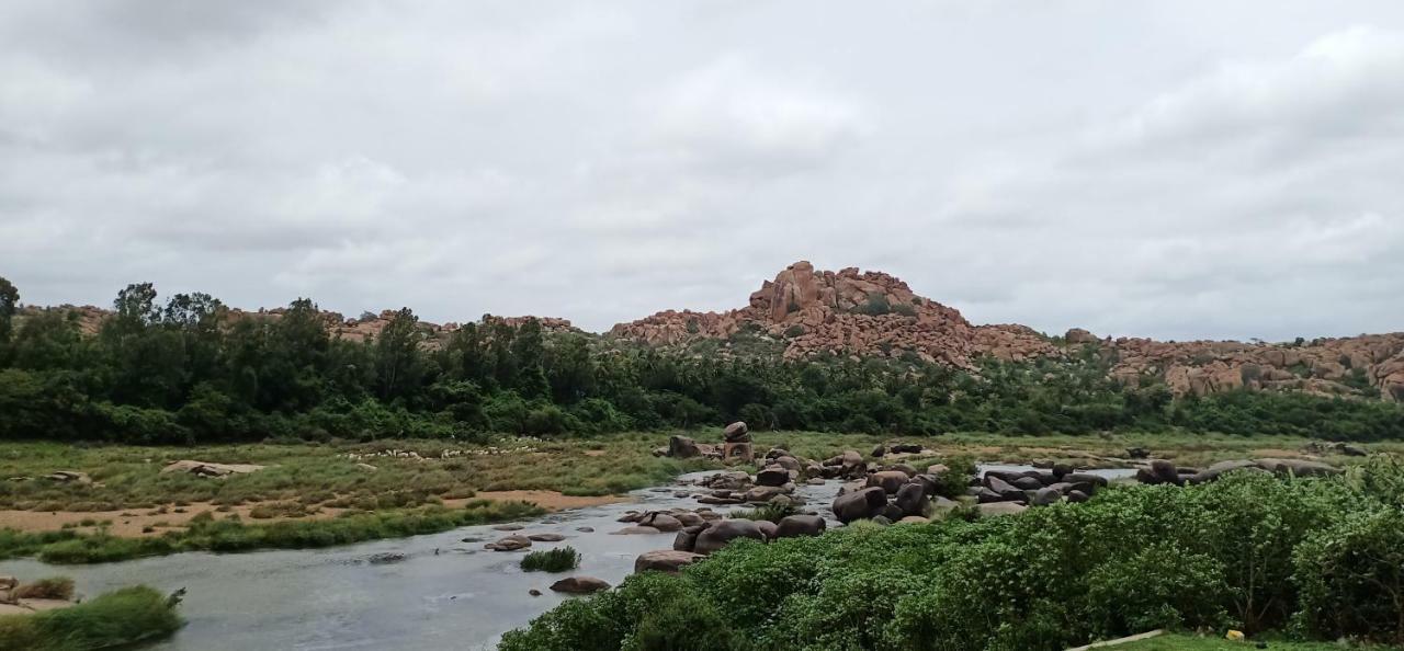 Gopi Homestay Hampi Exterior photo