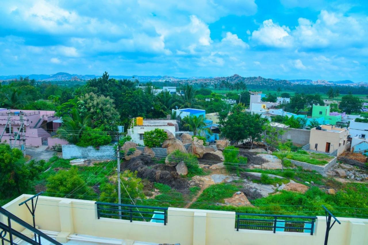Gopi Homestay Hampi Room photo